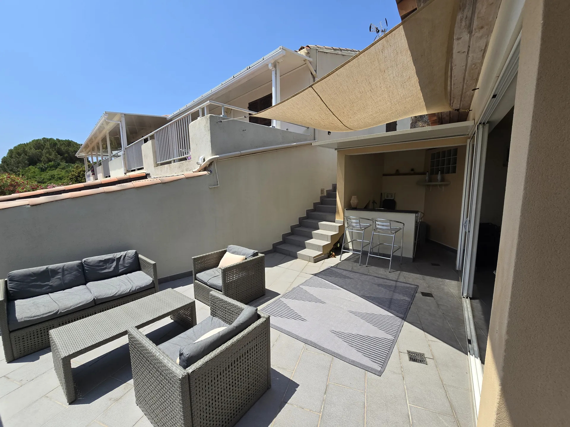 Niellucciu – Villa Iche Ruppione Niellucciu Terrasse 04
