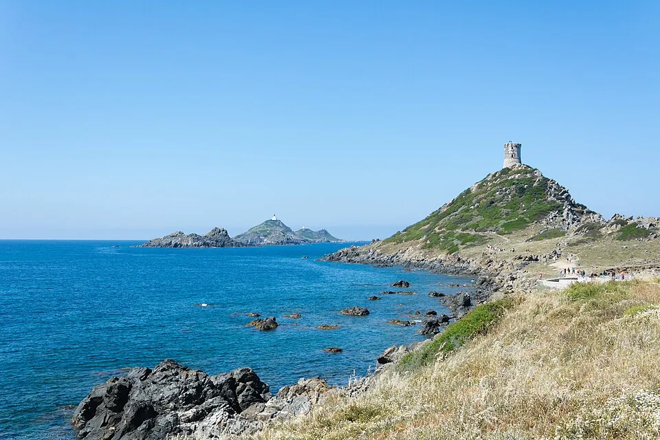 La tour de la Parata et les îles Sanguinaires, à Ajaccio