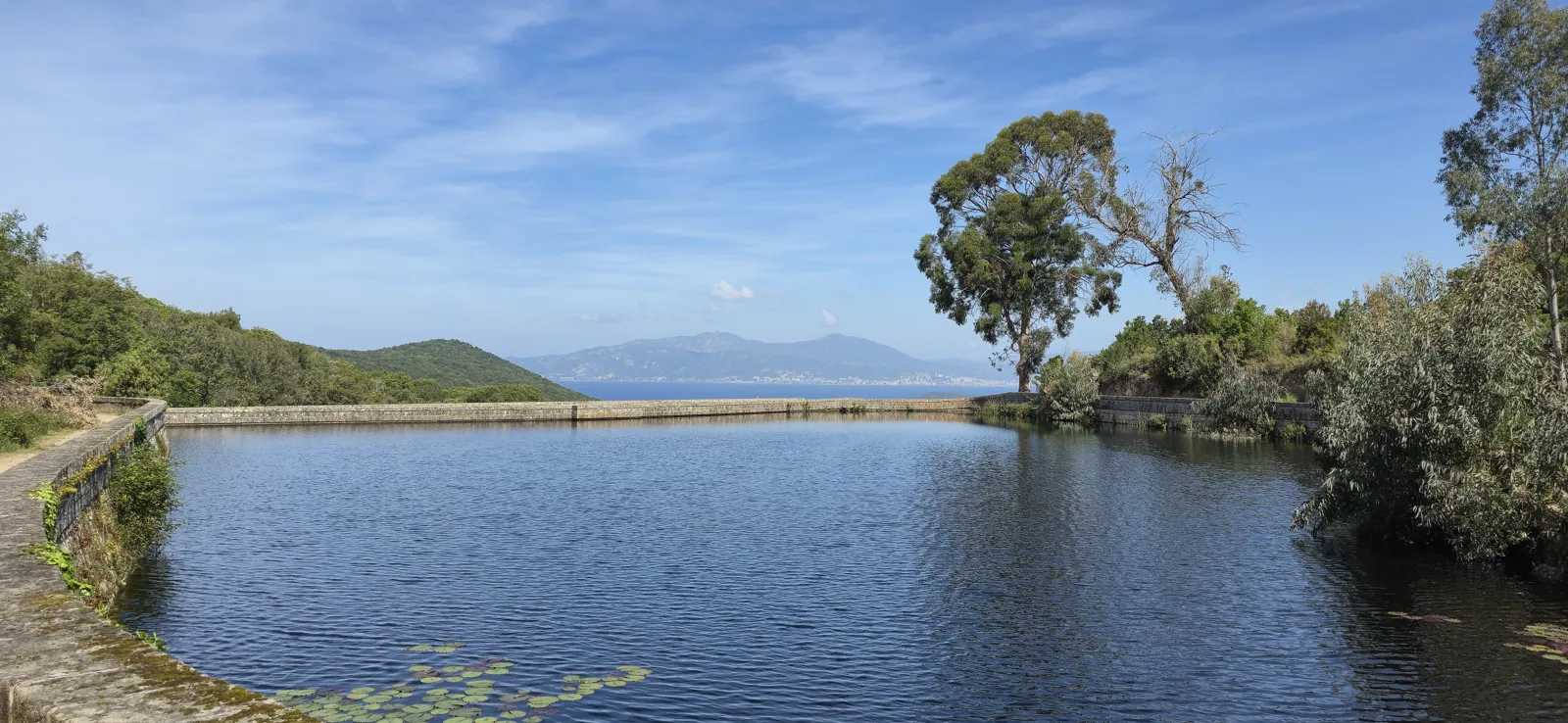 The reservoir in pictures 24