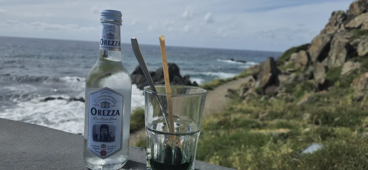 Apéritif face aux Îles Sanguinaires, excursion depuis la Villa Iché-Poggi au Ruppione